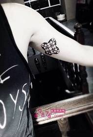 Fashion totem arm tattoo picture