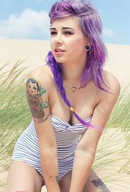Gadis seksi sareng gambar pola panangan tattoo