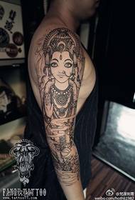 Rokas melni pelēkas sniegpārslas dievietes tetovējuma raksts
