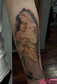 Madonna embrace baby lamb arm tattoo picture