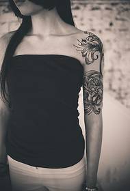 Beauty arm black and white flower tattoo