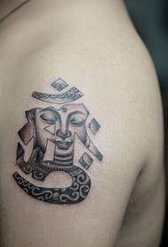 personigita sanskrita tatuaje sur la supra brako