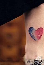 Braço bonito pequeno padrão de tatuagem de amor