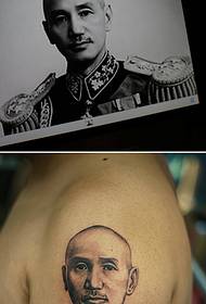 Chiang Kai-shekin muotokuva tatuointikuvio
