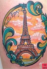 tatu anu paling hadé nyarankeun kana warna warna panangan sakola pola Eiffel tato