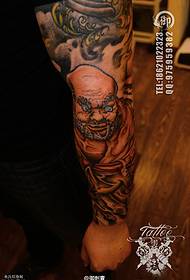 Цвят на ръката татуировки Дхарма Хан се споделят от татуировки