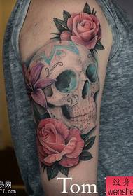 Tattoo show, preporučite ruku, ružu, tetovažu, tetovažu