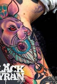 Armar färg katt tatuering arbete