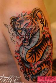 one arm color tiger head tattoo pattern