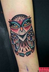 Pattern ng tattoo ng Arm owl