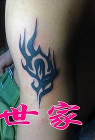 上海家庭紋身刺青表演作品：手臂圖騰紋身