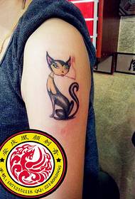 Anqing Huangyan Art Tattoo Show Nunin Hotunan Tattoo Ayyuka: Tsarin Harafin Tattoo na Arm Fox