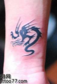 Exquisite totem dragon tattoo pattern