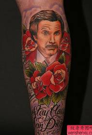 Show de tatuagem, recomendar uma figura de braço rosa tatuagem