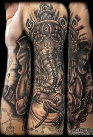 Naoružani crno-bijeli slon bog tetovaža uzorak