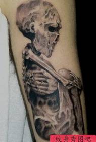 Tattoo show, recommend an arm skull tattoo work