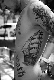 abdomen de talie Sailing Tattoo