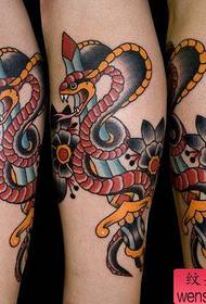 brako kolora serpento tatuaje ŝablono
