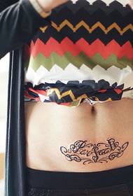 bedecke das gebrochene Bauchspur Tattoo Muster