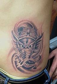 trbuh zgodan idol tetovaža uzorak