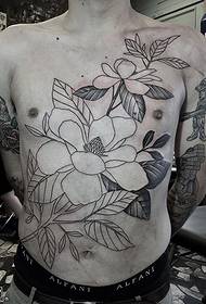 modèle de tatouage floral piqué par l'abdomen