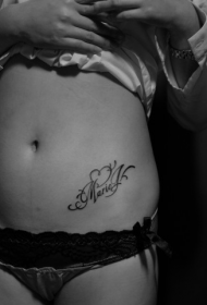 ဝမ်းပန်းပွင့်ကိုယ်ခန္ဓာစာလုံးနှလုံး Tattoo ပုံစံ