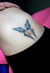 Узорак за тетоважу лептира у боји трбуха