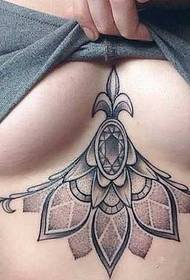 abdomen flower totem tattoo pattern