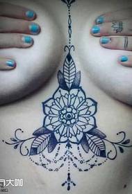abdomen point tattoo flower tattoo pattern