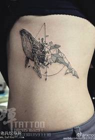 Uzorak tetovaža kitova na trbuhu