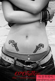 jente mage populær vakker liten pistol tatovering mønster