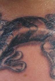 krk čierna hnedá jašterica tetovanie vzor