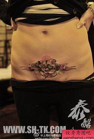 ομορφιά κοιλιά χαριτωμένο μικρό τατουάζ μοτίβο τατουάζ