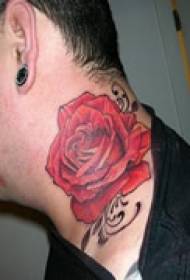 fargerik rosehals tatovering