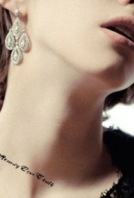 Clavicle Aesthetic English Letter Tattoo Patroon