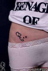 disegno del tatuaggio del ventre: totem di bellezza amore modello del tatuaggio stella a cinque punte