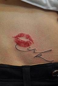 Motif de tatouage imprimé lèvre de la personnalité abdominale