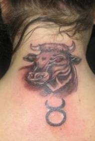 senbòl Taurus nan kou ak modèl tatoo tèt tore