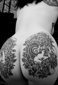 sexy schoonheid hip bloem tattoo