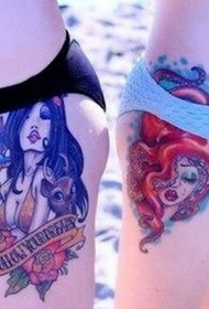 boky krásy na krásném vzoru barevné tetování