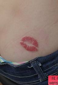 modèle de tatouage imprimé filles lèvre couleur lèvre