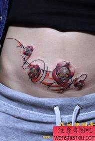 žena břicho taro květina Teng tetování vzor