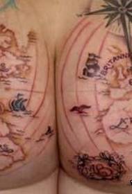 कूल्हे टैटू पैटर्न का एक नक्शा