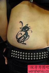 Modello di tatuaggio dell'anca: modello di tatuaggio di bellezza natica Totem Cat