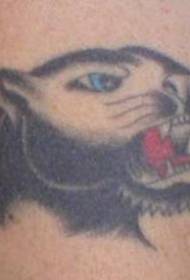 раменен цвят ревяща леопардова глава снимка татуировка