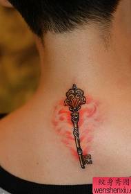 a neck key tattoo pattern shared by the Li Tingqing shop