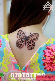 mergaičių kaklas gražus ir gražus leopardo drugelio tatuiruotės modelis