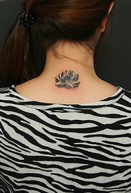 Schönheit Hals nur schöne Lotus Tattoo Bild