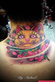 populært tatoveringsmønster for kvinnelig heldig katt i nakken 33672 - lite diamanttatoveringsmønster på jentens nakke