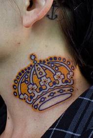 neck beautiful fashion good-looking crown tattoo pattern picture